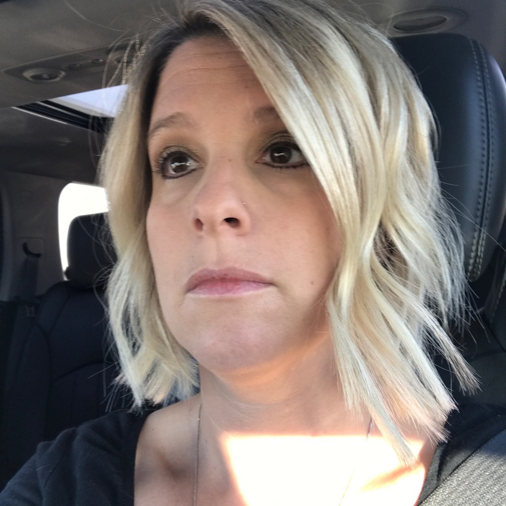 Meet your Posher, Debbie